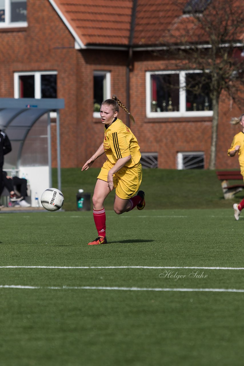 Bild 97 - B-Juniorinnen SG Weststeinburg/Bei - SV Fisia 03 : Ergebnis: 1:2